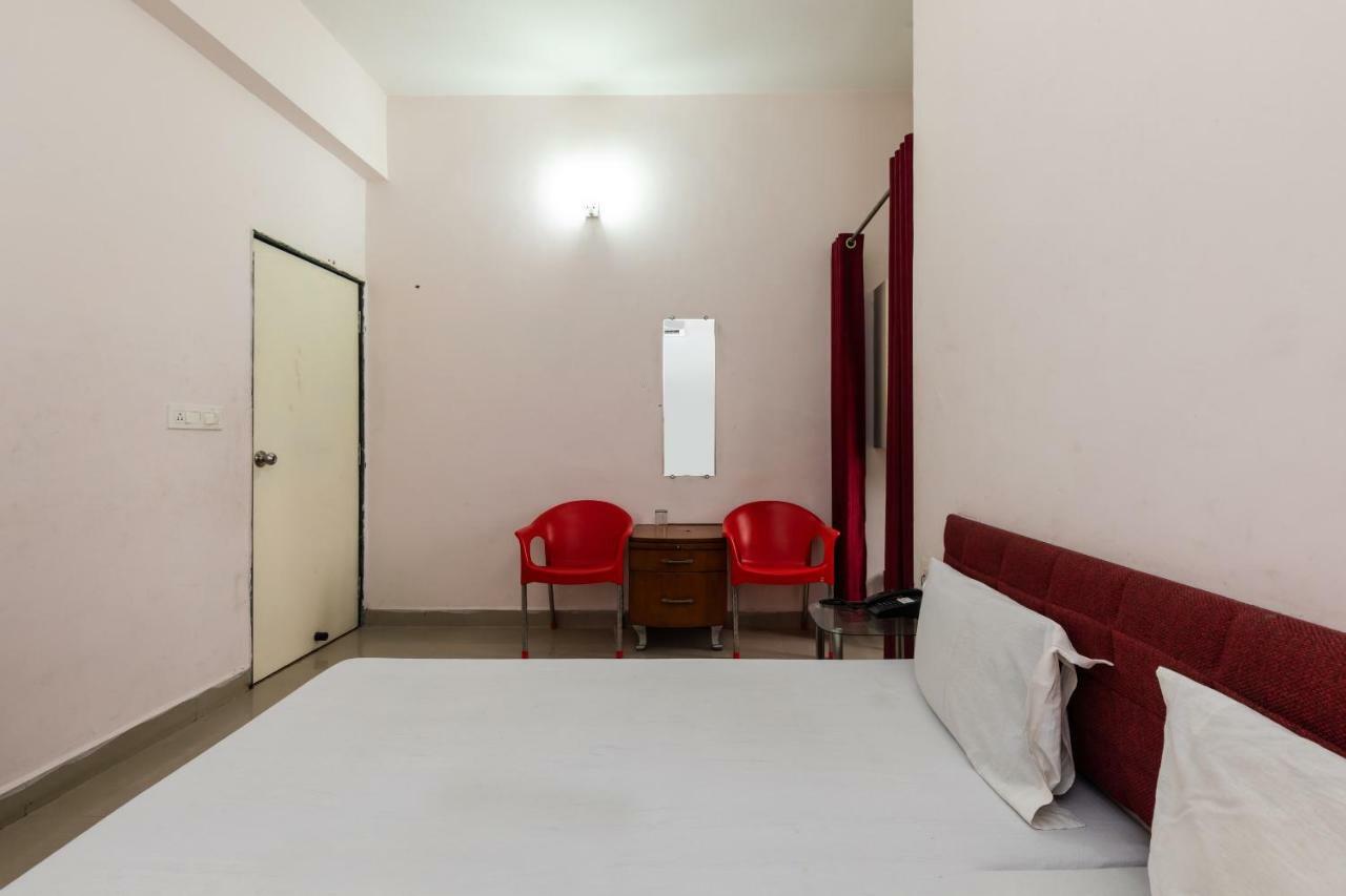 Spot On 48618 Vasundhara Gardens Hotell Bhopal Eksteriør bilde